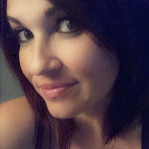 Meet your Posher, Michele